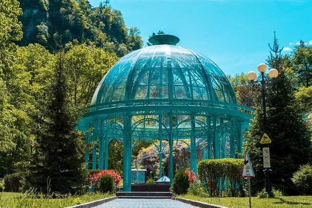 Private Enchanting Borjomi: Springs, Streets & Stories