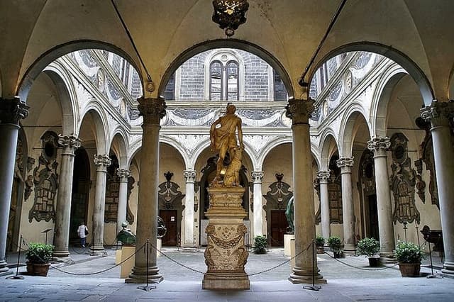 Medici Magnificence Private Walking Tour