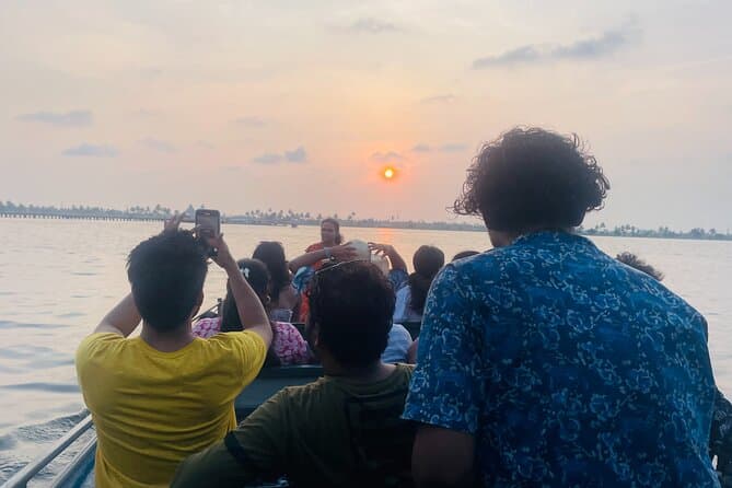 Best Alleppey Backwaters Cruise Experiences from Kochi