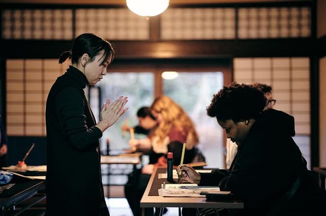 Echizen Lacquerware and Washi Paper Craft Tour