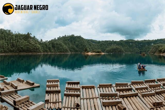 Tour to the Chiflón Waterfall and Montebello Lagoons