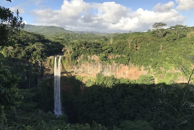 Full day visit to Chamarel ,Curious Corner & Takamaka with Lunch