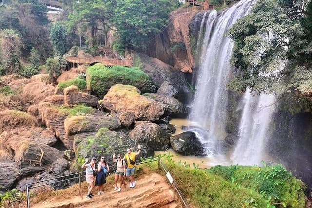 Dalat Countryside's & 3 waterfalls Group Tour