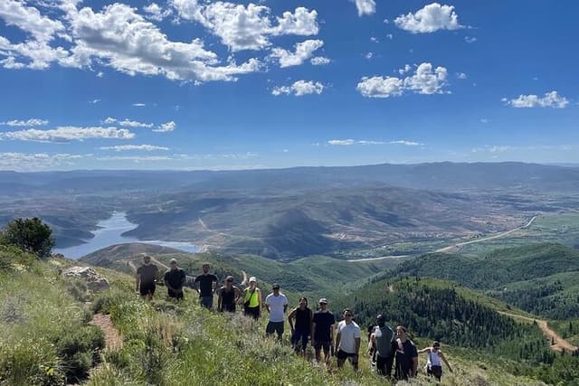 Privately Guided Scenic Mountain Hike