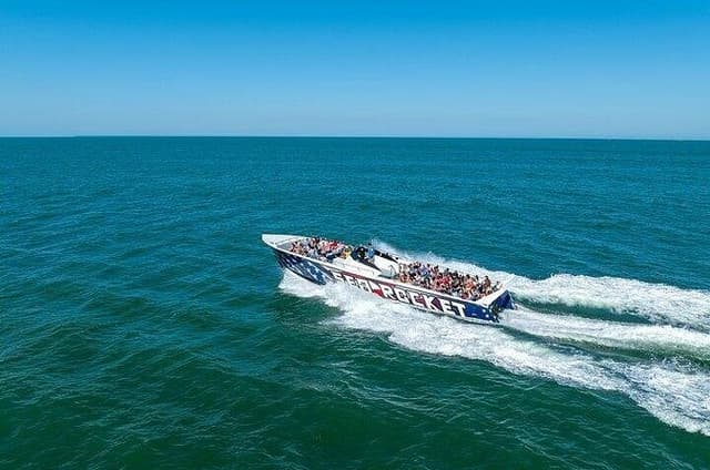 EARLY BIRD SPECIAL: Speed Boat & Dolphin Cruise in Ocean City, MD
