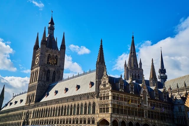 Private Ypres Remembrance Day Filled With War History