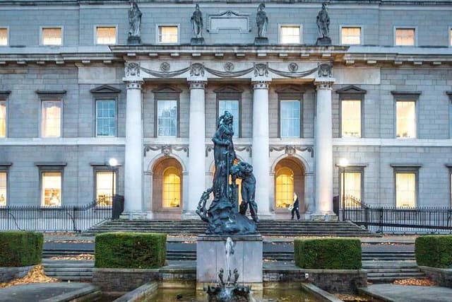 A Self Guided Walking Tour of Dublin's Docklands