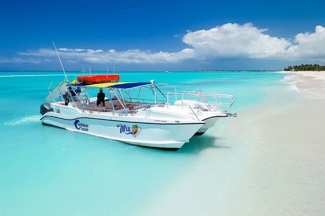 4HR Private Half-day Boat in Gracebay