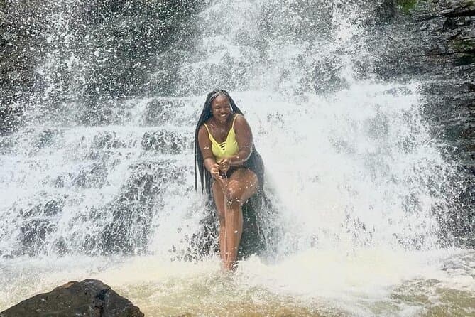 Experience Nature's Paradise: Aburi Gardens Accra Tour