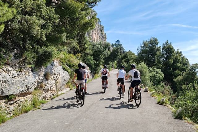 Split City Electric Bike Tour