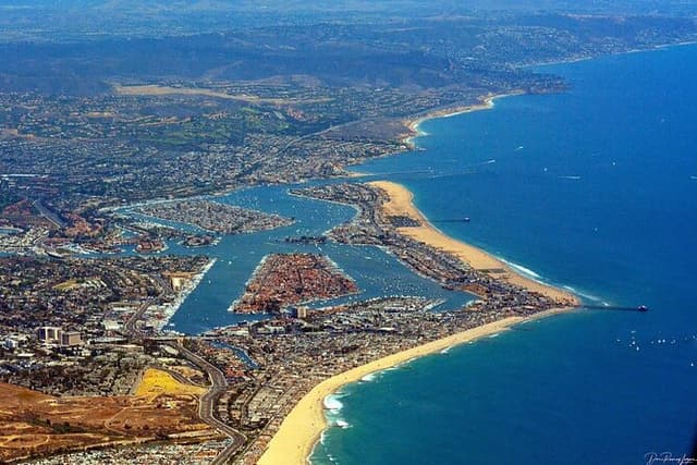 Self-Guided Orange County Driving Tour from Huntington Beach
