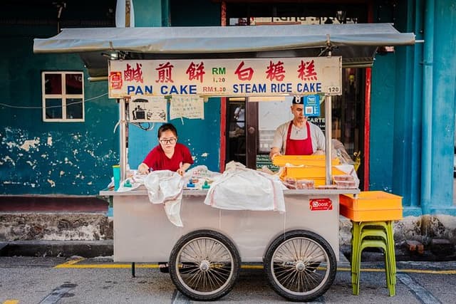 Penang Plates Food Tour with 15+ Tastings