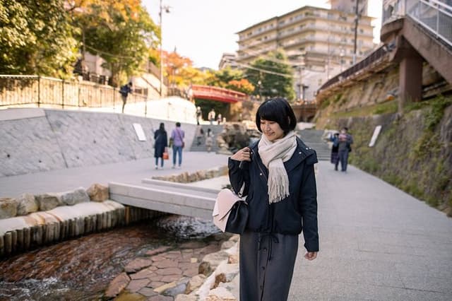 Kobe Coastal Charm: Harborland & Scenic Views Private Tour