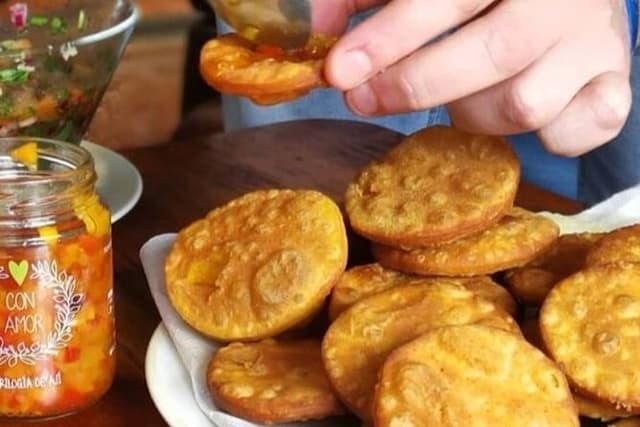 Street Food Tour in Santiago with a Local Guide
