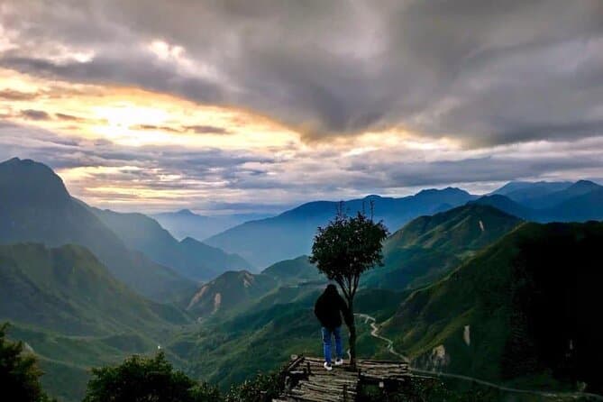 Premium Sapa Private Car Tour: Discover Hidden Gems
