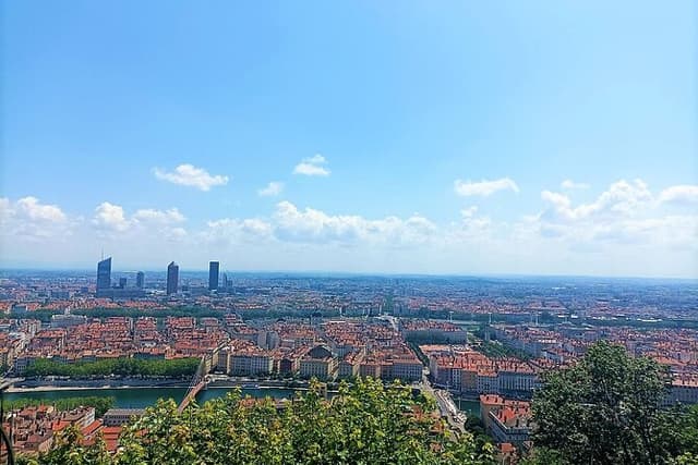 Private tour of Lyon on Fourvière hill - 2 hours