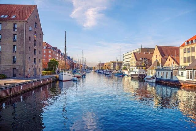 Hippies & Christianshavn Tip-Based Walking Tour
