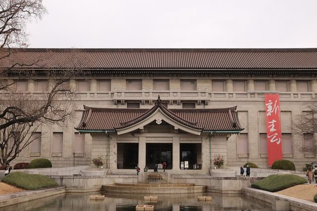 Japanese Food History and Art Tour with Licensed Guide