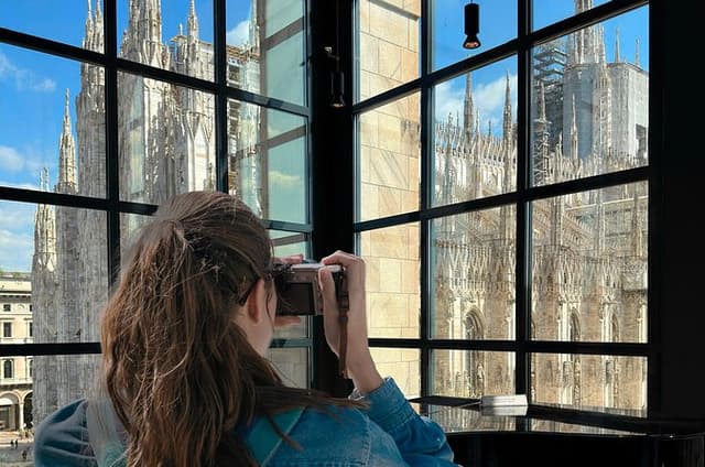 Guided Futurism Walking Tour in Milan