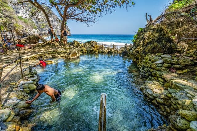 East Nusa Penida With Tembeling Beach Natural Pool - Private tour
