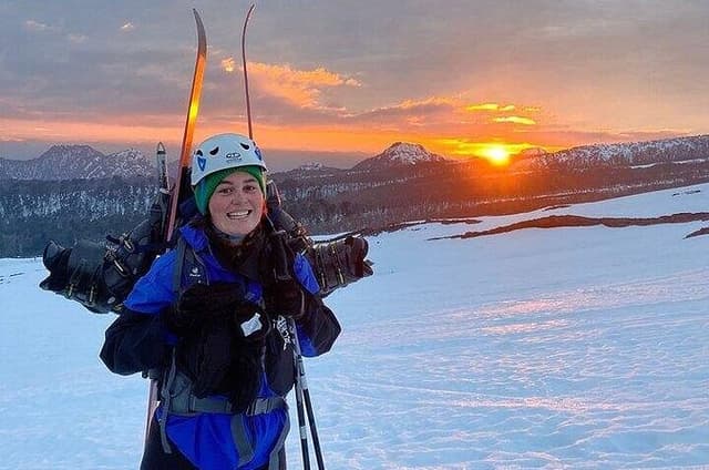 Volcano Ski Touring & Splitboarding Experience