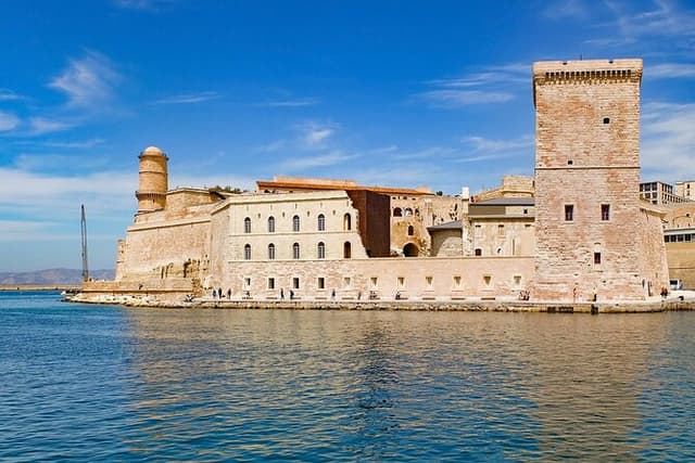 Marseille Walking Tour: Explore Top Sights & Hidden Gems