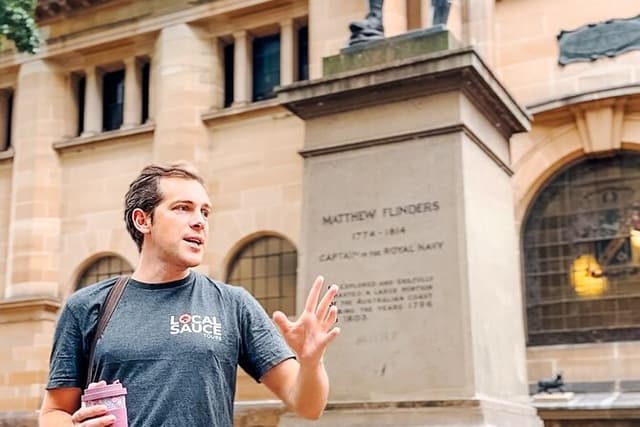 Ultimate Sydney Walking Tour (Small-Group, Drink Included)