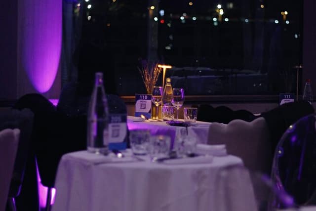 Paris Gourmet Dinner Seine River Cruise with Singer and DJ Set