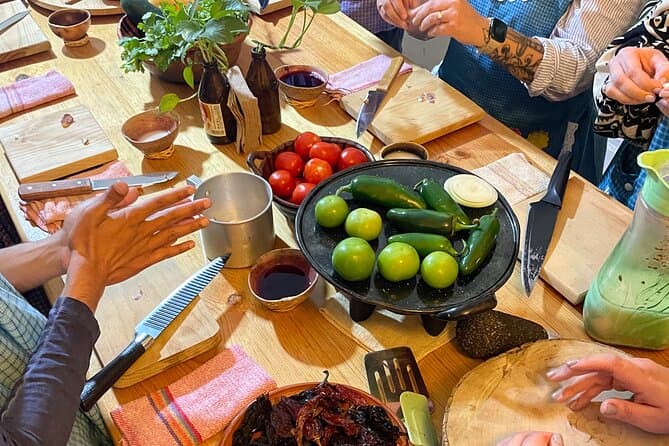 Authentic Salsa Cooking Experience in Mexico City