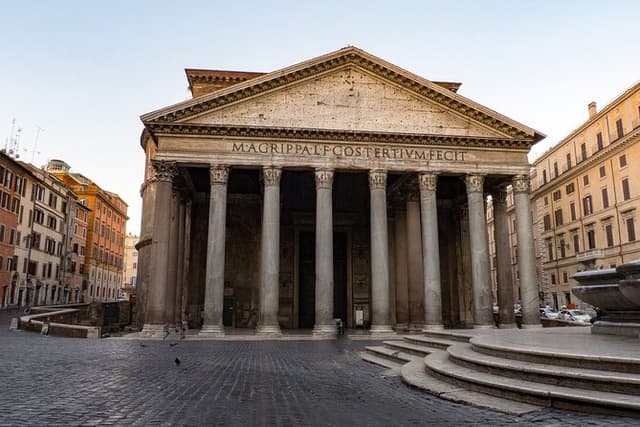 Virtual Tour Guide : Pantheon, Iconic Sites and Pasta Experience