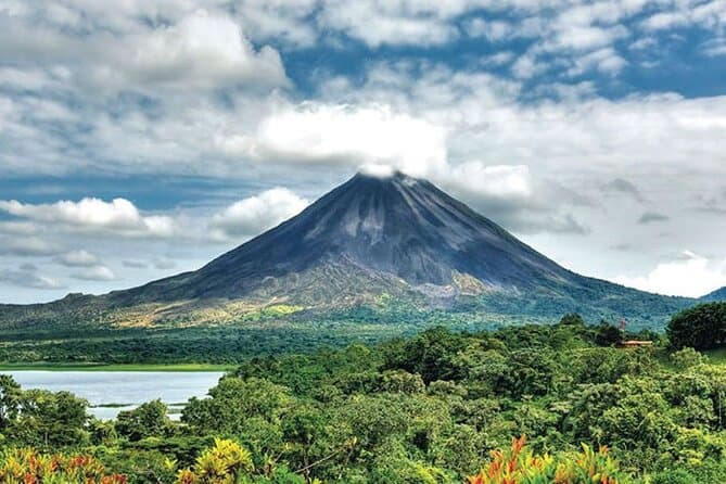Arenal Volcano Tour