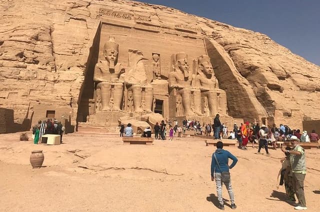 Full Day tour to Abu simbel temples from aswan 