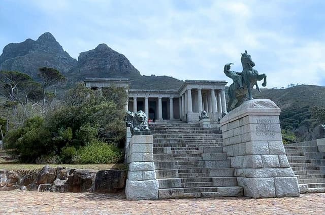 Kirstenbosch and Constantia Tour from Cape Town