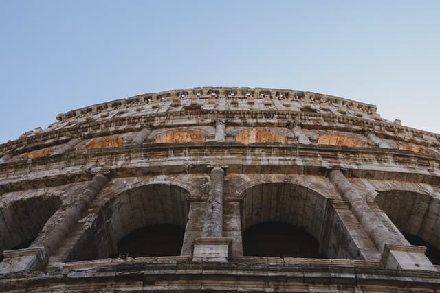 Guided Group Tour of Colosseum, Palatine Hill and Roman Forum