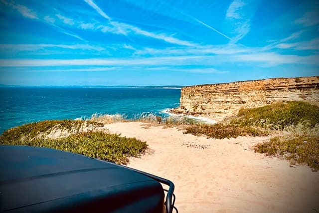 Private 4x4 Arrábida & Sesimbra Tour – Hidden Gems from Lisbon