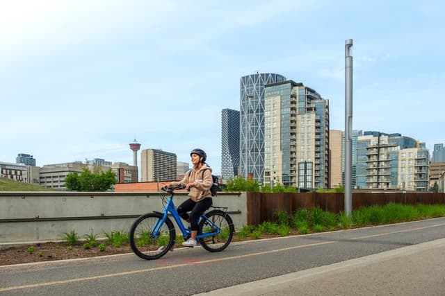 Calgary #1 Food Bike Tour: Taste Local And See The City By E-Bike