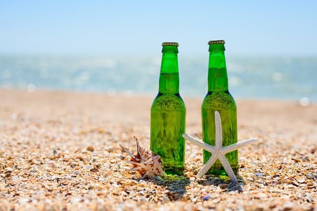Private Tour Rum and Beer Tour with Lunch on Cayman Islands