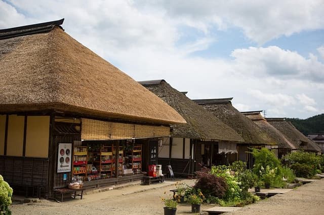 Ouchi-juku Customized Private Tour with Licensed Guide