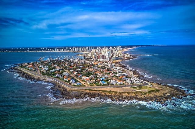 Punta del Este & Coastal Villages Private Tour