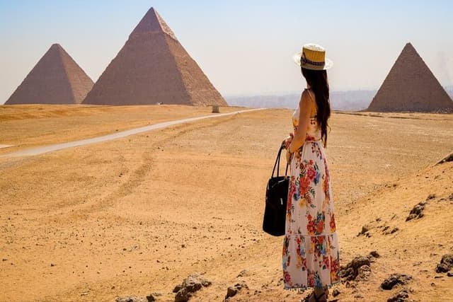 Day Tour from Safaga port to Cairo by Flight