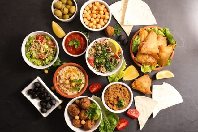 Private Beirut Street Food Tour with Lunch | Max 6 People