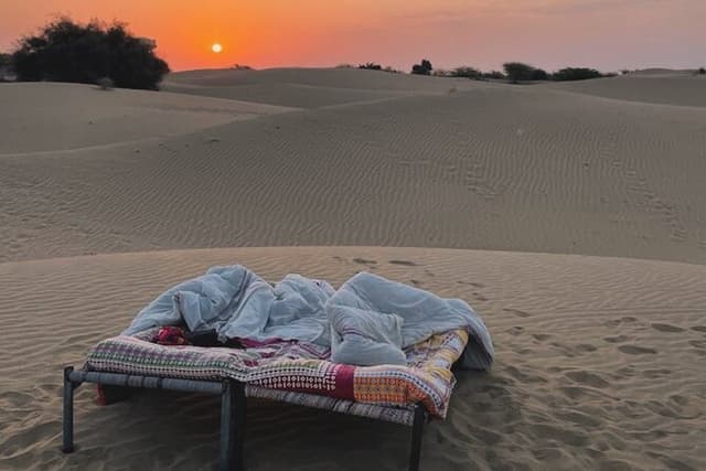 Non-Touristic overnight Camel Safari
