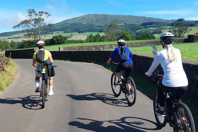 E-Bike Tour West Side | Third Island
