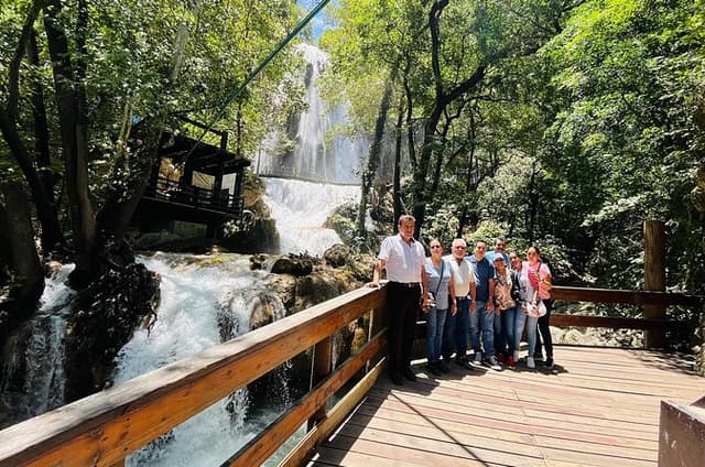 The best tour to "Tail of Horse" + Guide + transportation + Tickets