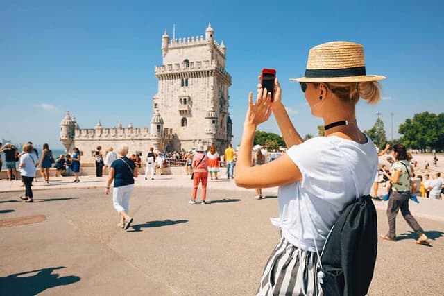 Belém District of Lisbon Walking Tour with Audioguide