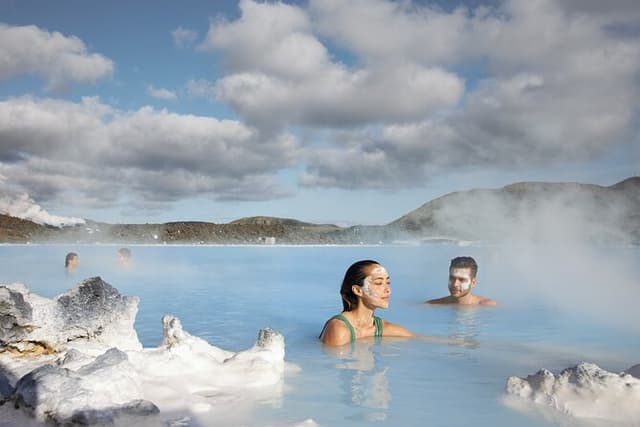 Private Reykjanes Peninsula, Lava Tunnel and Blue Lagoon