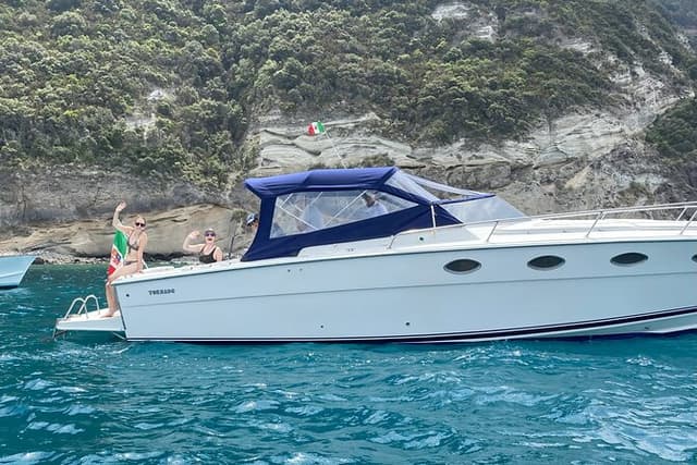 Private Tour of Capri Island from Ischia