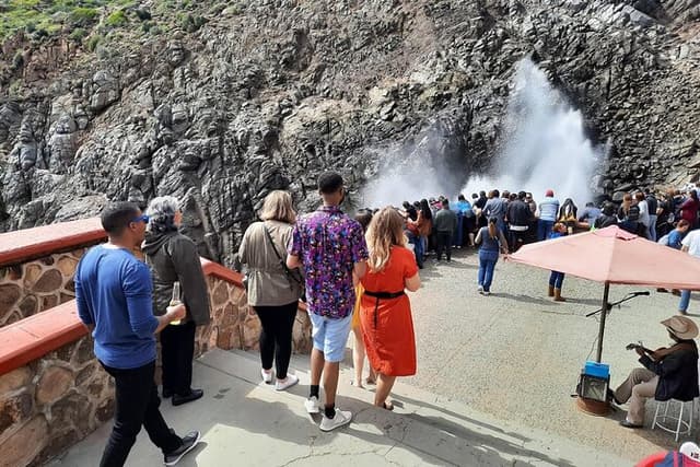 Private excursion to Bufadora and flea market