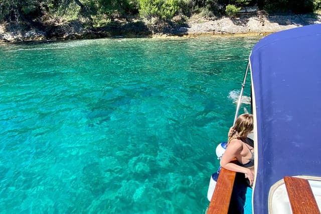Experience Zadar Archipelago with Antares sailing shared tour