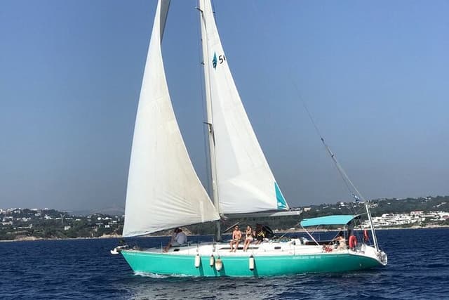 Private Full-Day Cruise in Rhodes with Lunch and Drinks